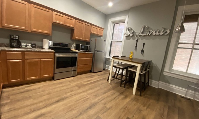 Benton Park Apartamento | Spacious and pet friendly apartment in historical and central location