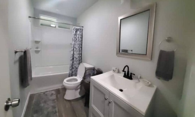 Fern Acres Casa | Spacious and private home centrally located between Volcano and Hilo.