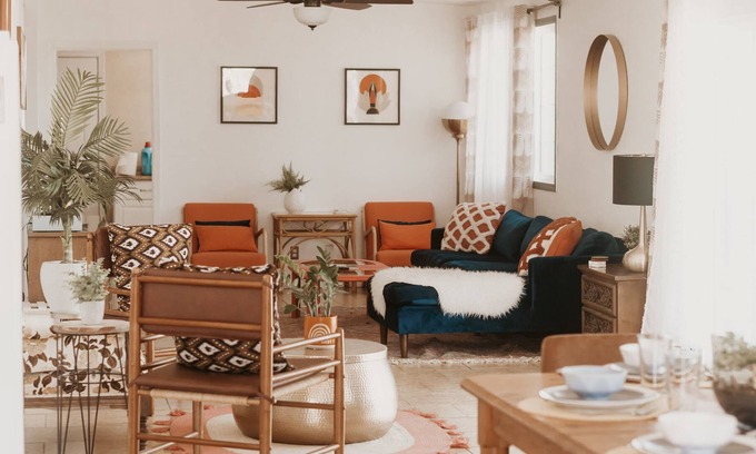 Twentynine Palms Casa | Spacious and Stylish 4 BR w/Hot Tub Fire Pits Grill - 3 mile to JTNP !