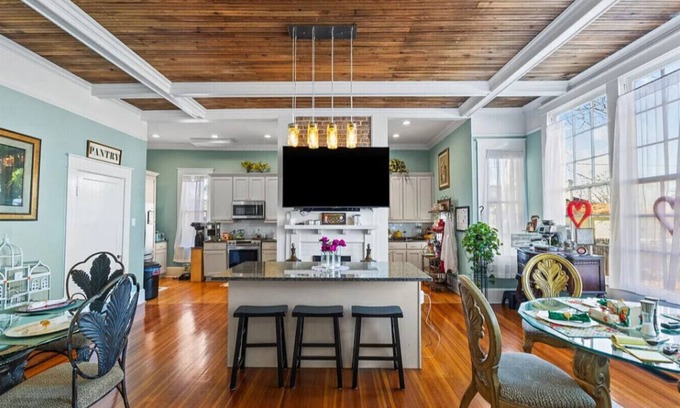 Anderson Apartamento | Spacious Anderson Retreat | King Bed & Private Yard