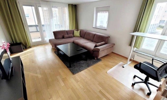 Biberach an der Riss Apartamento | Spacious Apartment with Park View – Ideal for Families & Business Travelers