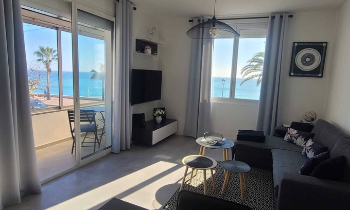 Cros-de-Cagnes Apartamento | spacious Apartment 2 rooms on the sea side
