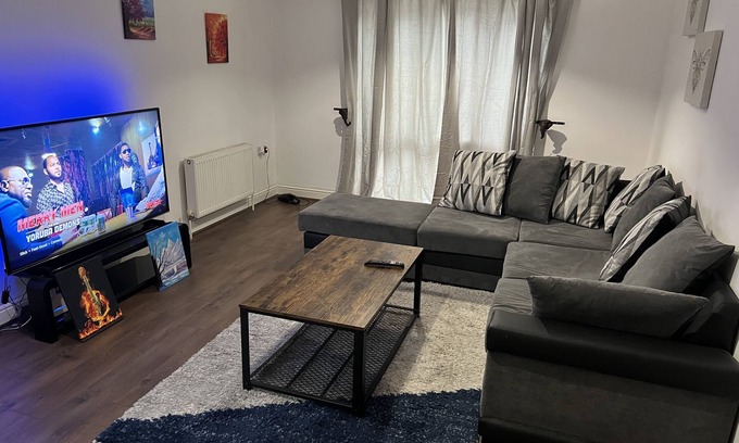Gravesend Apartamento | Spacious Apartment 10 min from Bluewater Shopping Centre.