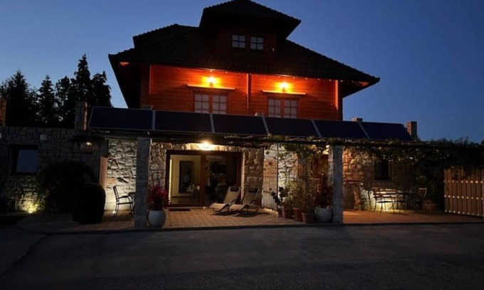 Predjama Apartamento | Spacious apartment in nature!