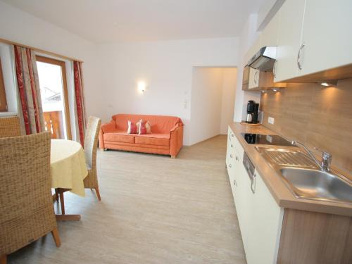 Uderns Apartamento | Spacious Apartment in Uderns near Ski Area