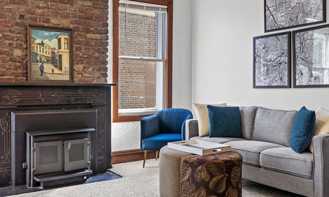 Fan District Casa | Spacious Apartment in Historic Fan District
