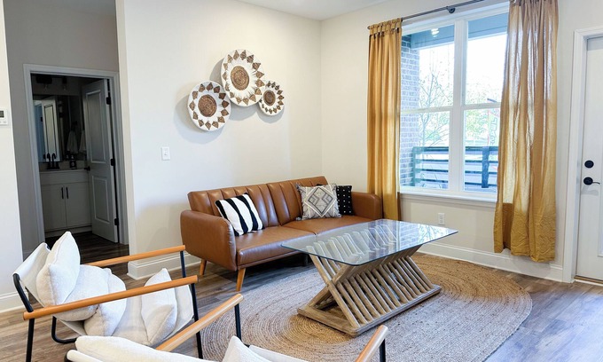 Chattanooga Apartamento | Spacious Apartment only 2 minutes to DT, Game Room