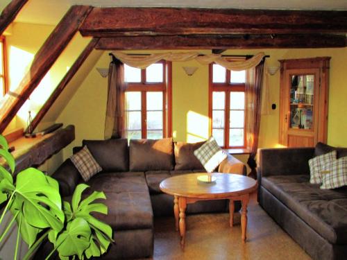 Hohnebostel Casa | Spacious Apartment with Garden, cleaning included