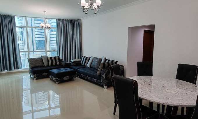 Al Khan Apartamento | Spacious Apartment with AC, WiFi in Sharjah and direct access to Dubai
