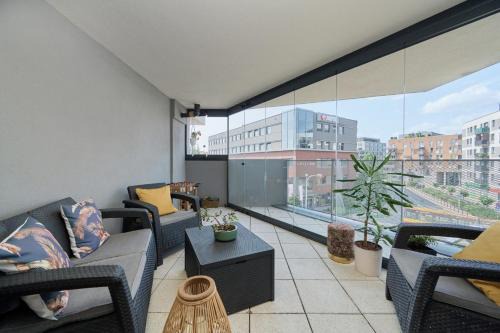 Psie Pole Apartamento | Spacious Apartment with Balcony near the Slavic Hill Wrocław by Renters Prestige