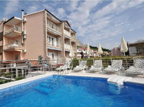 Duce Apartamento | Spacious apt w pool and sea view 2 min to beach