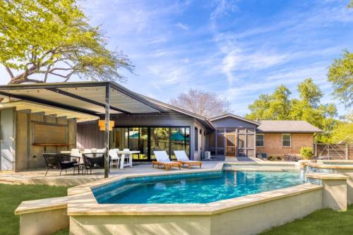 Barton Hills Casa | Spacious ATX Escape, 4BR, Pool, Mins to Zilker