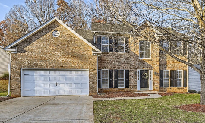 Provincetowne Casa | Spacious Ballantyne Area Home with Office, Fenced Back Yard and 2 Car Garage