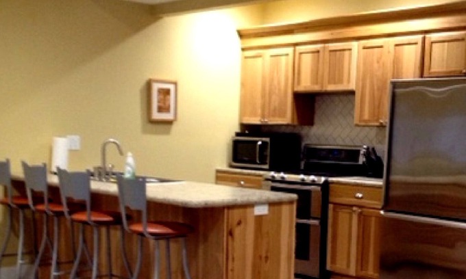Fennville Apartamento | Amplio apartamento en el sótano, a corta distancia del lago Michigan