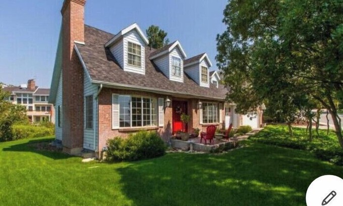 Sherwood Hills Casa | Spacious, Beautiful 7 bedroom Home on the Mountain w Hot Tub (weeklydiscount!)