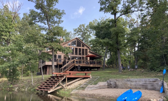 Wright City Chalet De Esquí | Spacious 'Black Dog Chalet' on Family Friendly Grendel Lake