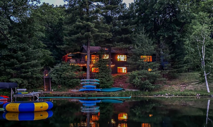 Wautoma Casa | Spacious Blair Lake House