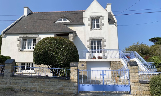 Roscanvel Casa | Spacious Breton-style villa with sea view (5mn) in the Armorique nature park