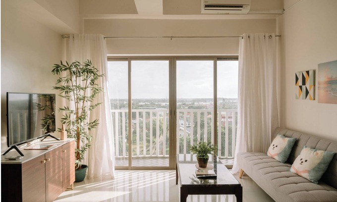 Mandurriao Condominio | Spacious & Bright Family Escape