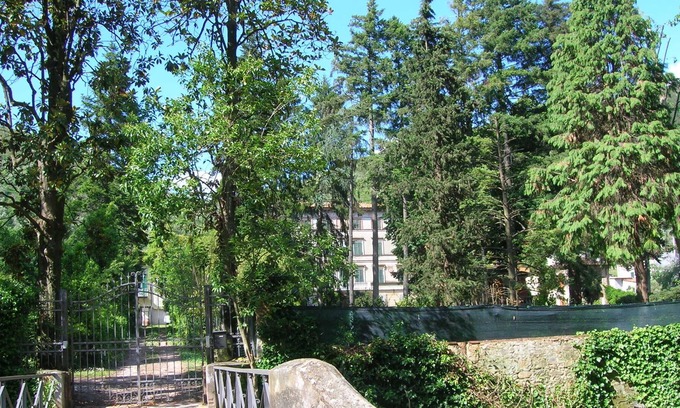 Pieve di Compito Villa | Entre los pinos y olivares: amplio apartamento en Lucca Country Villa
