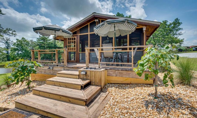 Mauk Casa | Spacious Buena Vista Cabin with Lake Views and Deck