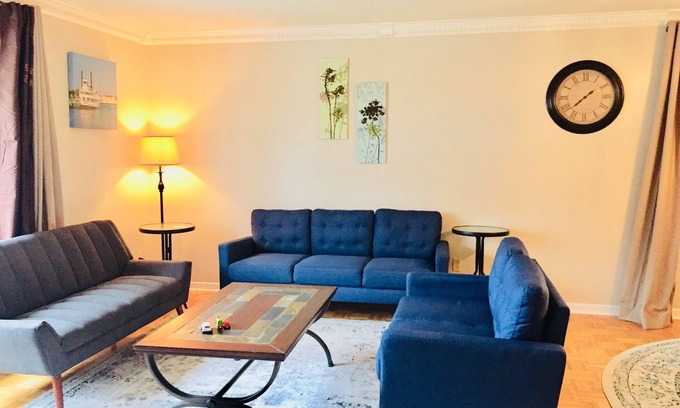Bayridge West Casa | Spacious Bungalow- 4 bedrooms- 3 Full Bath + Den, 9 beds