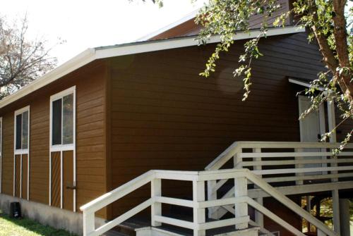 New Braunfels Casa | Spacious Cabin Rental Overlooking the Guadalupe River near Austin, Texas