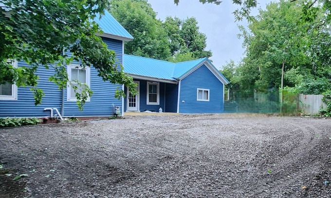 Canton Casa | Spacious Canton House 5BR, 3 bathroom, WiFi, AC, Great Location