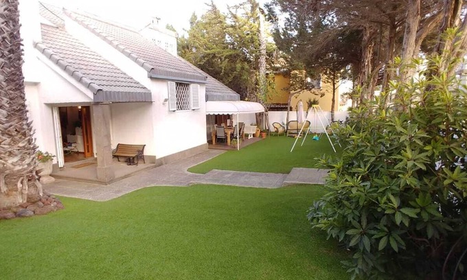 Las Brisas Chalet De Esquí | Chalet amplio , piano, energia solar,wifi,calidad