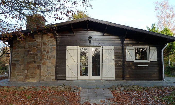 Doische Chalet De Esquí | amplio chalet en una zona rural tranquila entre Couvin y Givet (Fr)