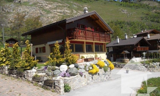 Vercorin Chalet De Esquí | Amplio chalet con vista y cerca de la góndola