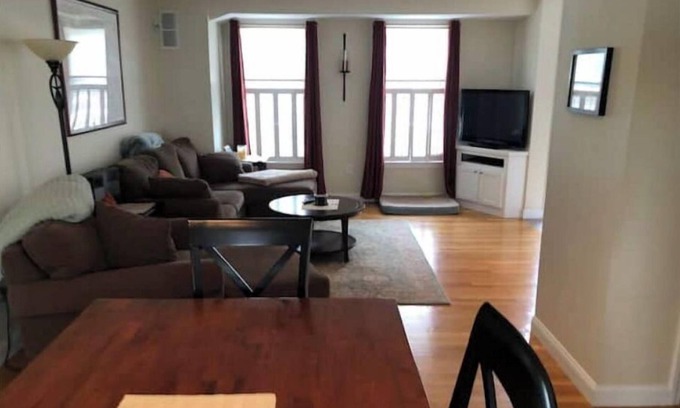 Charlestown Casa | Spacious Charlestown single family home w/ parking