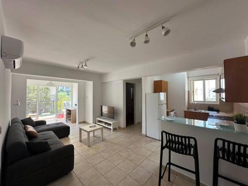 Nicosia Apartamento | Spacious City Center - Suite 203