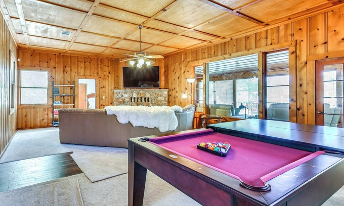 Yosemite Lakes Casa | Spacious Coarsegold Getaway ~ 34 Mi to Yosemite!