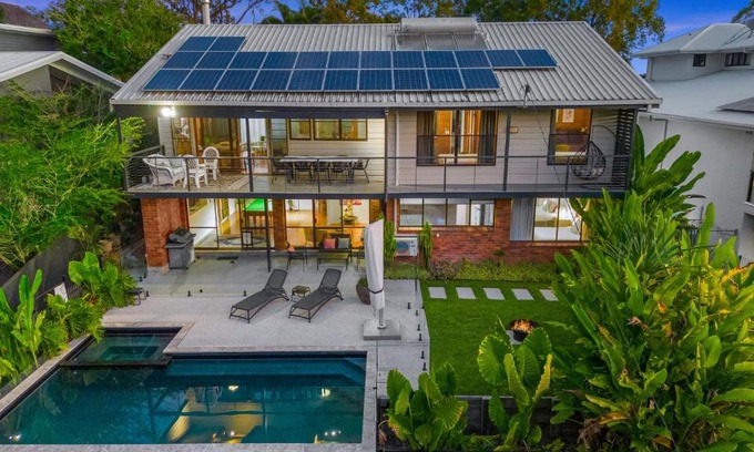 Coolum Beach Casa | Spacious Coastal Getaway with Poolside Views