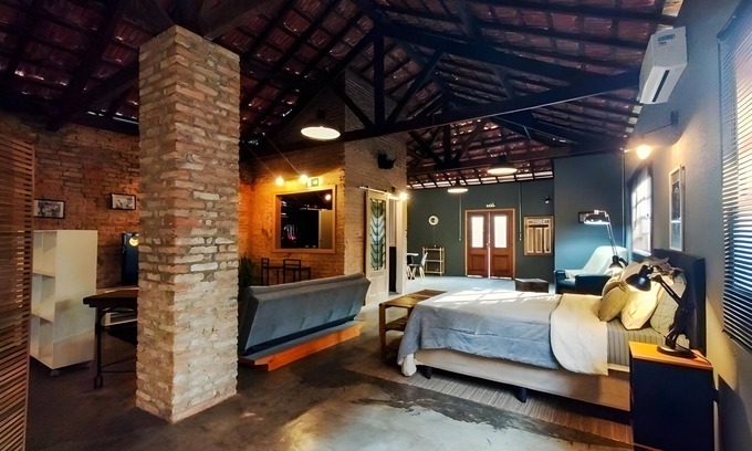 Santo Andre Casa | Spacious & Comfortable Industrial Loft
