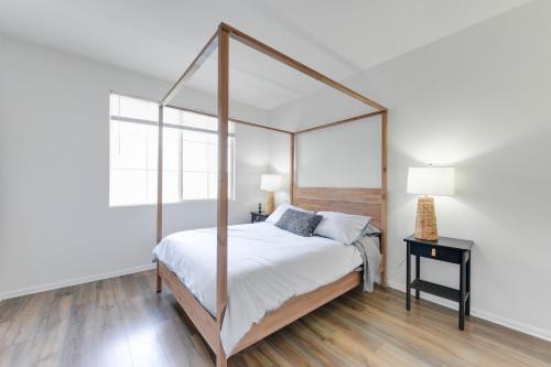 Marina del Rey Apartamento | Spacious, Comfortable, and Central Condo
