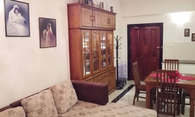 Wellawatta North Condominio | Spacious Condo sleeps 5 near Galle Road Colombo