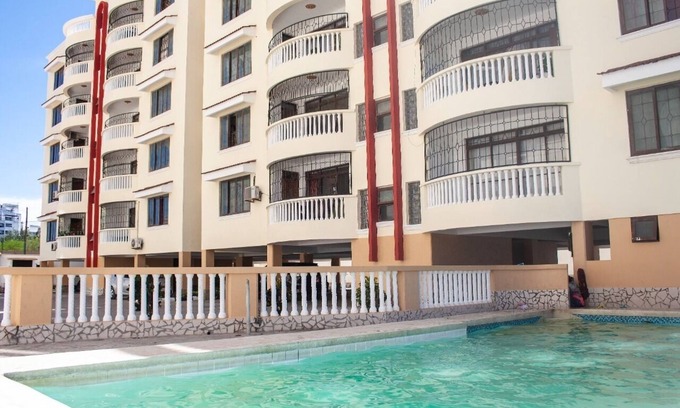 Mombasa Apartamento | Spacious Cosy 4Bedroom Apartment Nyali, Great Oceanview, 2 min walk to the Beach