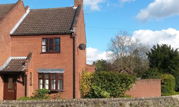Reepham Cabaña | Casa espaciosa en Historic Reepham, Norfolk. Wi-Fi gratis. Estacionamiento privado