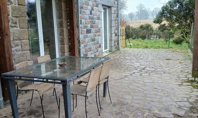 Maen-Roch Casa | Spacious country house with many sights nearby