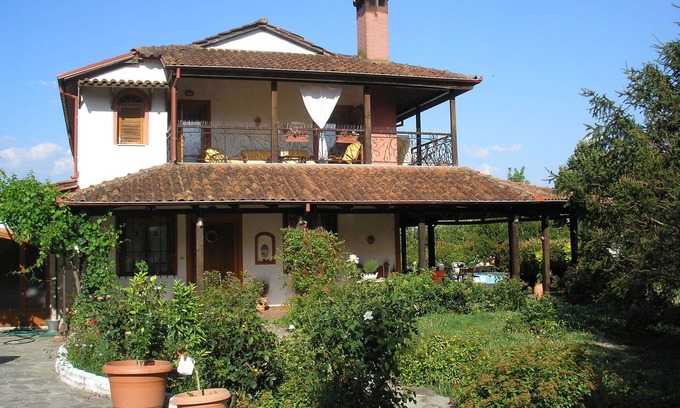 Almopia Cabaña | Amplia casa de campo con piscina cerca de Loutraki, Pella