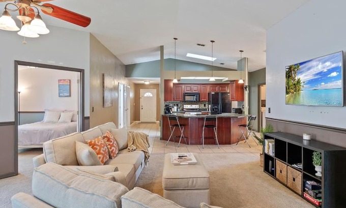 Port Orange Casa | Spacious Daytona Beach Getaway - Perfect Location!