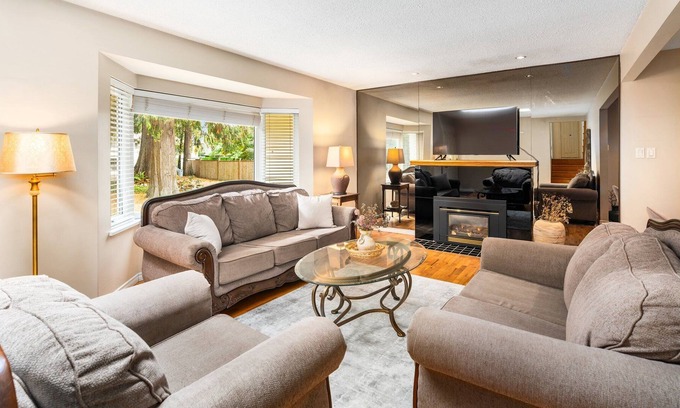 Delta Casa | Spacious Delta Oasis Sleeps 14