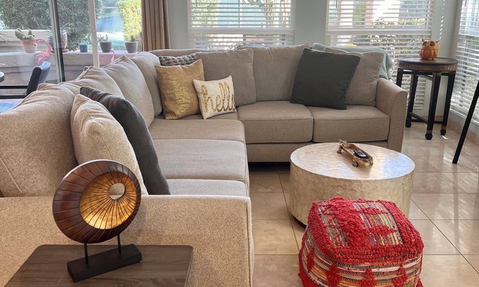Central Scottsdale Condominio | Spacious desert retreat Luxurious Raquet Club Gated Community- Tennis,pools&more