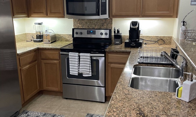 Concord Apartamento | Spacious Discrete 2b/2Ba Concord