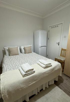 West Ham Casa | Spacious Double Room in Greater London