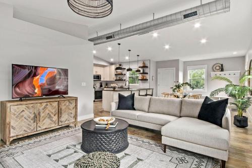 Old Town Apartamento | Spacious Downtown Apartment - Walk to Old Town FC!