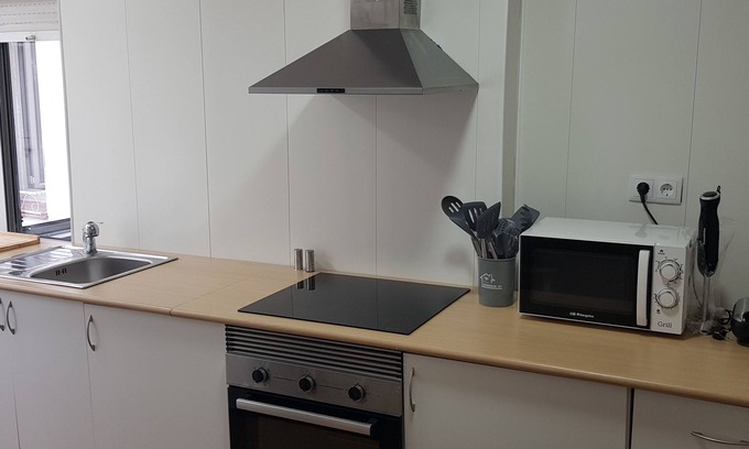 Centro de la ciudad de Gijón Condominio | Amplio piso céntrico