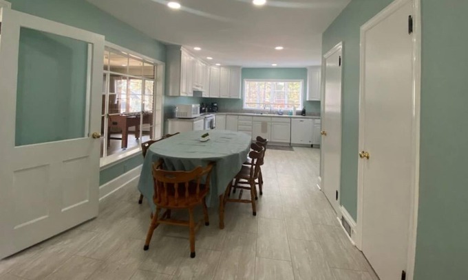 Apex Casa | Spacious Downtown Apex House